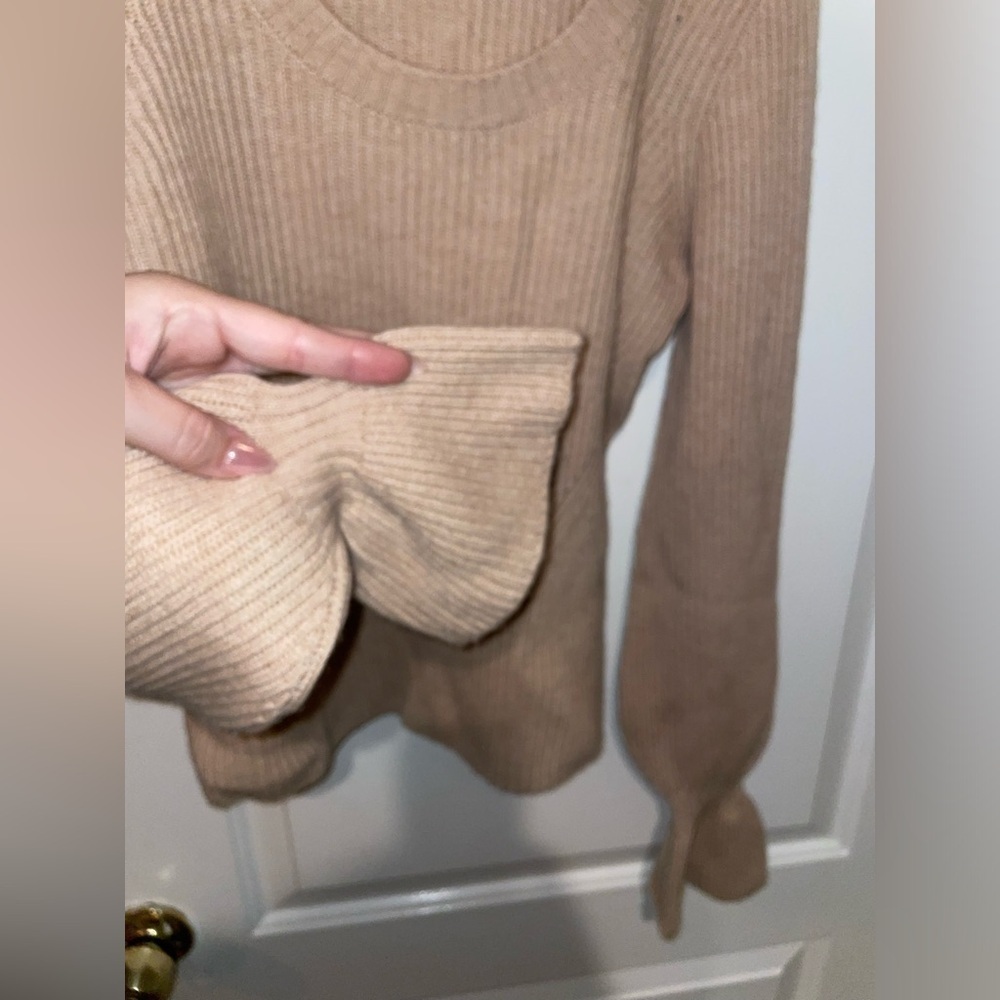 New! Paige Virtue Sweater in Camel 🤎 Medium NWT! - Picture 8 of 10